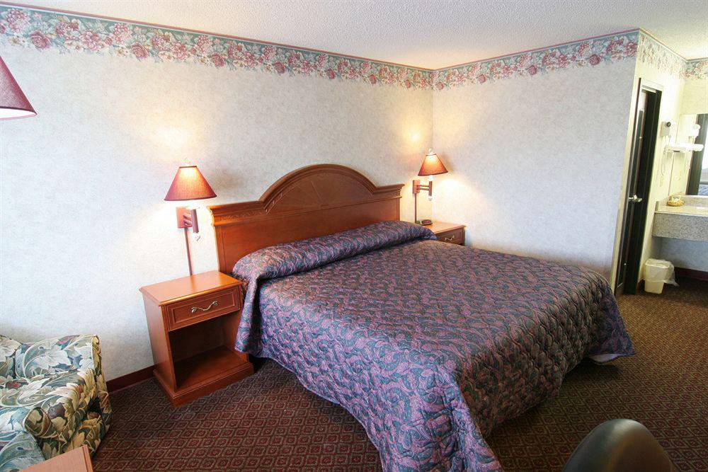 Magnuson Hotel Howell/Brighton Pokoj fotografie